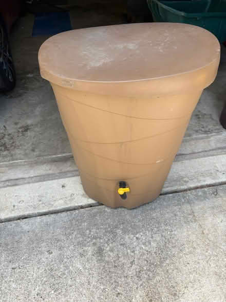 Photo of free Rain barrel (Glenn Dale, Md) #1