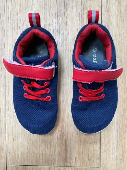 Photo of free Barefoot trainers kids EU 28 (OX3 Headington) #2