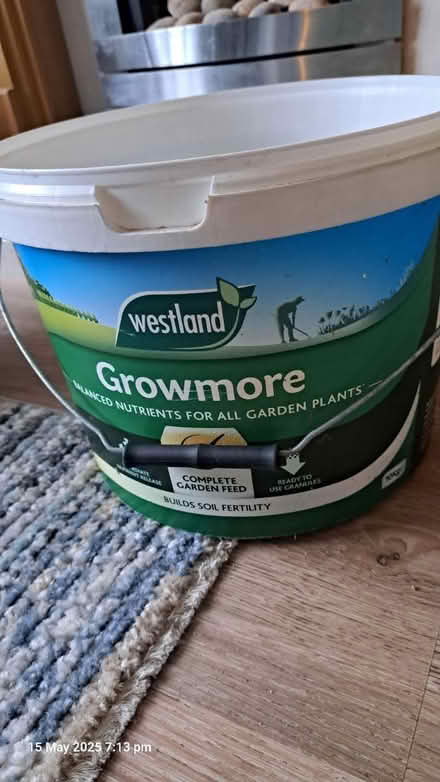 Photo of free Growmore granules (Linslade, Leighton Buzzard LU7) #3