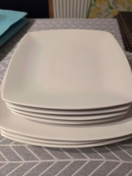 Photo of free Dinner, Side plates & Bowls (Saltney CH4) #3