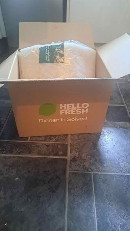 Photo of free Box (Luton LU3) #1