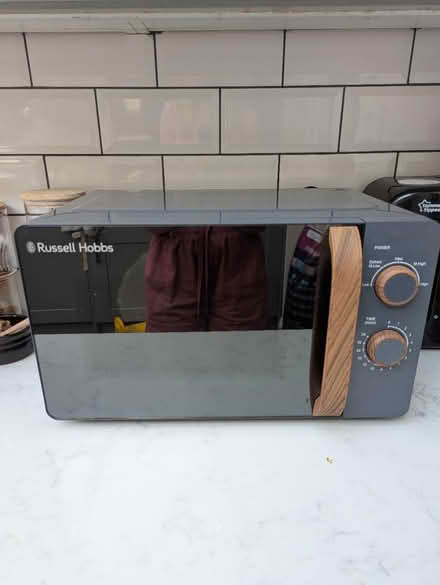 Photo of free Microwave (Richmond, TW9) #1