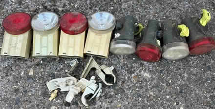 Photo of free Collection of battery bike lights and fittings (Maidenhead SL6) #1