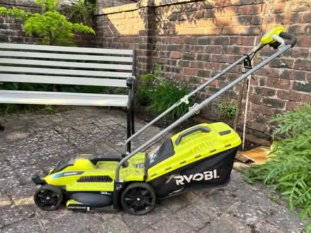 Photo of free Electric lawn mower (Saint Ninians FK7) #2