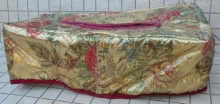 Photo of free paper hanky box cover (East Croydon CR0) #2