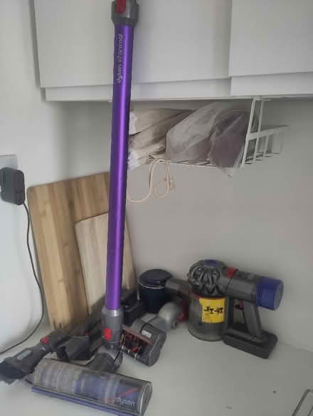 Photo of free dyson v7 animal (Rose Hill OX4) #1
