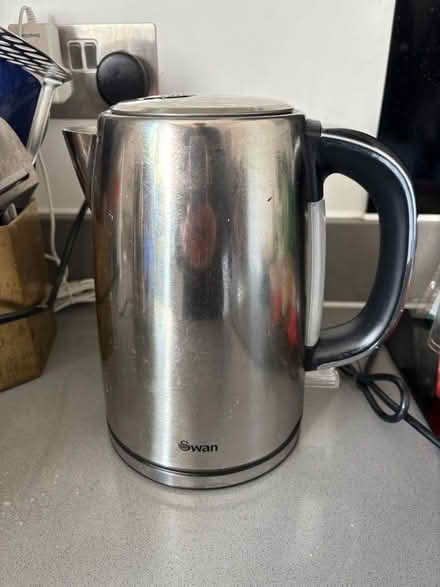 Photo of free Swan kettle (only a few months old) (Kings Hill ME19) #2