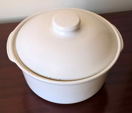 Photo of free Small casserole dish (Hoddesdon EN11) #1