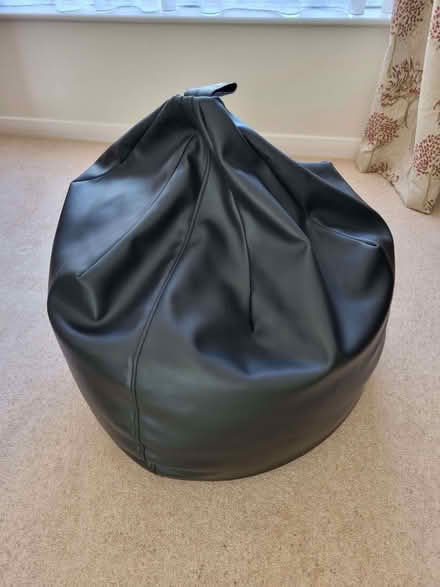 Photo of free Bean bag (Wells BA5) #2