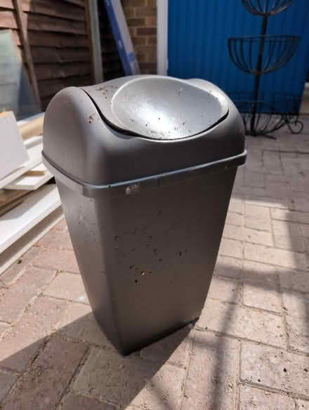 Photo of free Kitchen waste bin (Woodley RG5) #1
