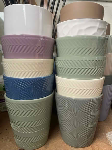 Photo of free Flower pots (Daly City Broadmoor area) #1