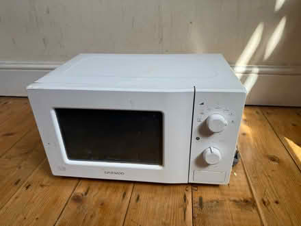 Photo of free Microwave (N5 Highbury Barn) #1