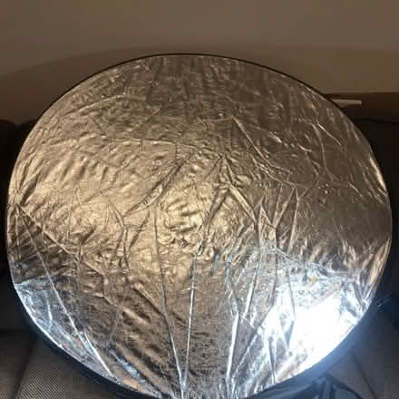 Photo of free Photographic lighting reflector (Clive Vale TN35) #1