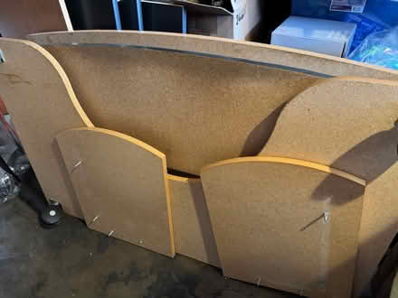 Photo of free Bush computer desk (Richmond Annex) #1