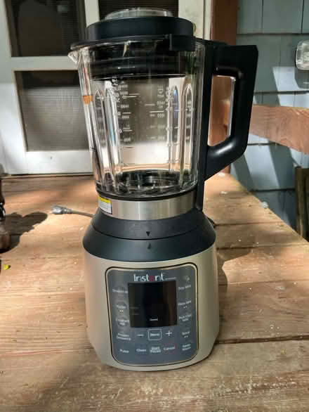 Photo of free Instapot brand blender (Roland park/Evergreen) #3