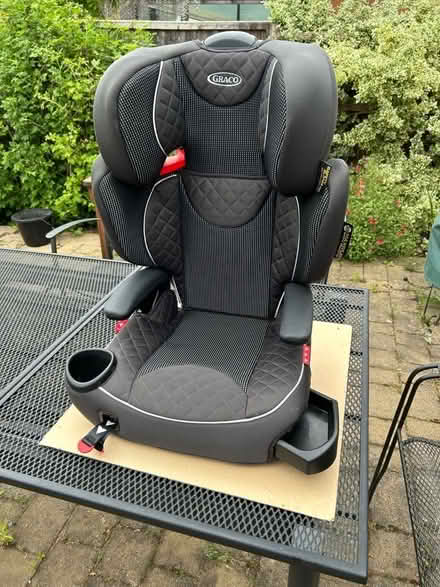 Photo of free Child’s Car Seat (Sandridge AL4) #1