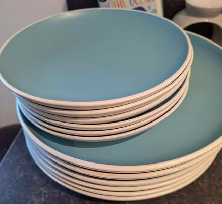 Photo of free 6 Dinner plates and 6 side plates (Buckshaw Village PR7) #2