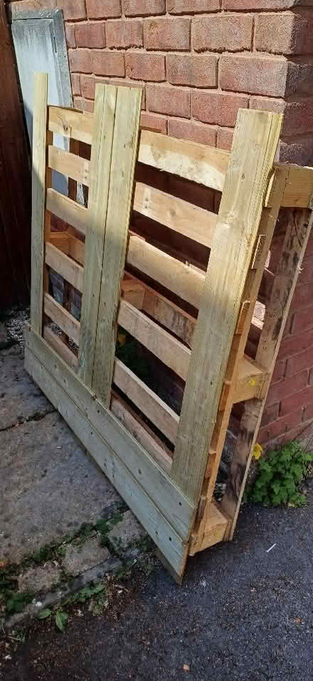 Photo of free Pallet (West Felton SY11) #1
