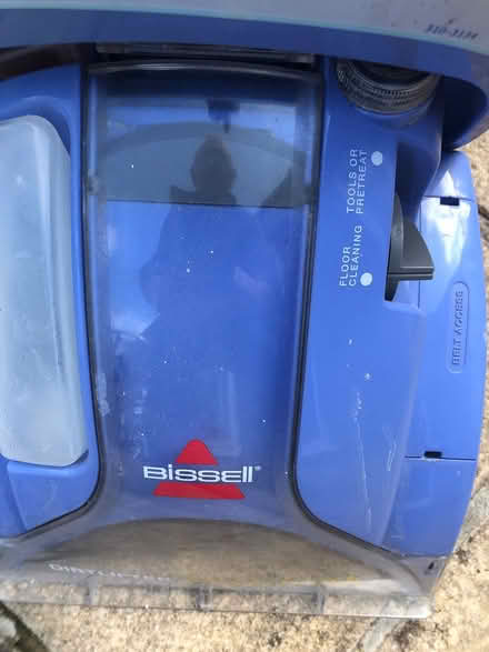 Photo of free Carpet cleaning machine (Farnborough GU14 0ED) #2