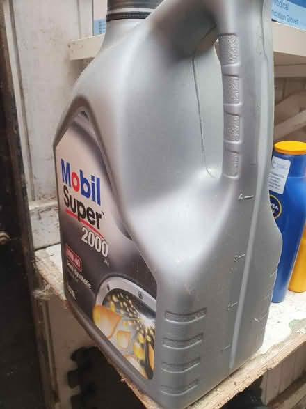 Photo of free Mobil super 2000 oil (0.5 litres) (NG8 wollaton) #1