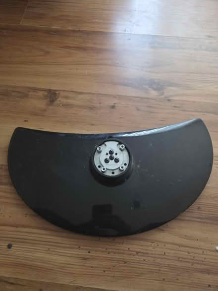 Photo of free Tv Stand Samsung (Sandwell) #1