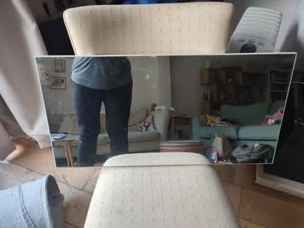 Photo of free Rectangular mirror (WD23 Bushey) #1
