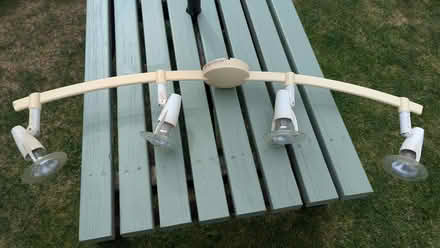 Photo of free Light (Theydon Bois CM16) #2