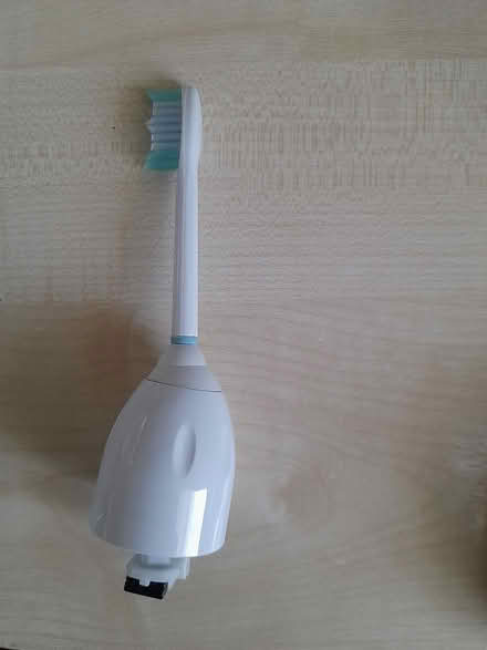 Photo of free Philips Sonicare Toothbrush Head (West Cheshunt) #2