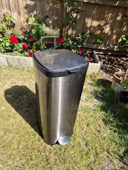 Photo of free Kitchen bin (Allerton L18) #1