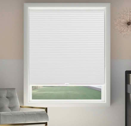 Photo of free 4 white shades / blinds 3’ (Petworth) #1