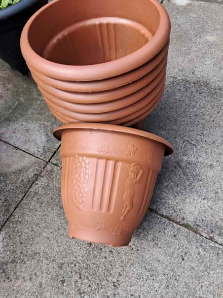 Photo of free 8 Plastic Planters (Kimberley NG16) #2