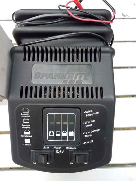 Photo of free car batterie charger (Waltham Abbey EN8) #1