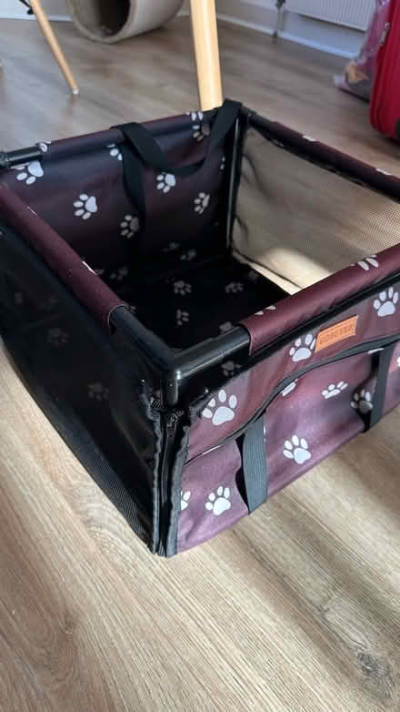 Photo of free Dog car seat basket (AL4) #1