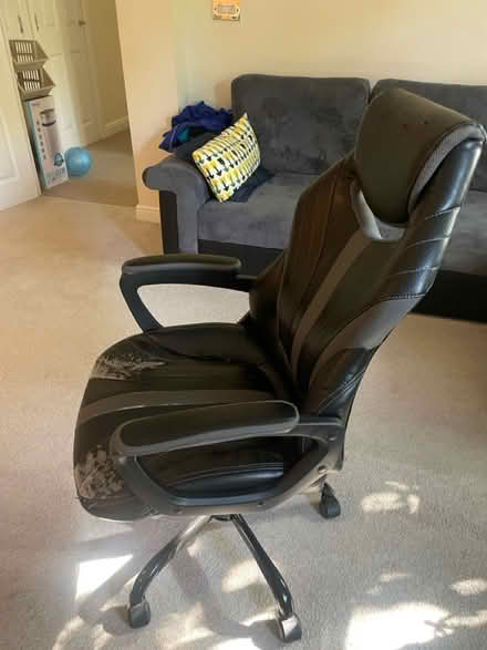 Photo of free Gaming Chair (OX14) #4