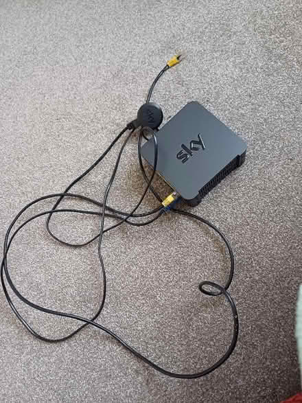 Photo of free Sky broadband/wifi box (Paulsgrove PO6) #1
