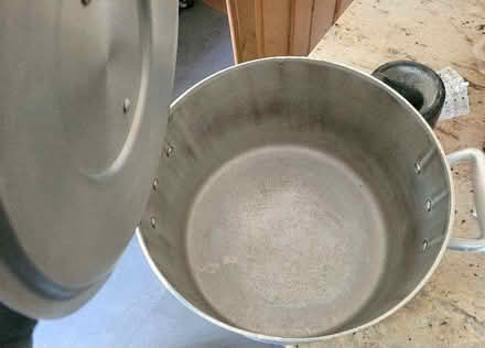 Photo of free Large stockpot (Thatcham RG19) #2