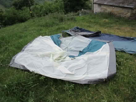 Photo of free Outwell Family Dome Plus 6 person tent (Beguildy LD7) #3