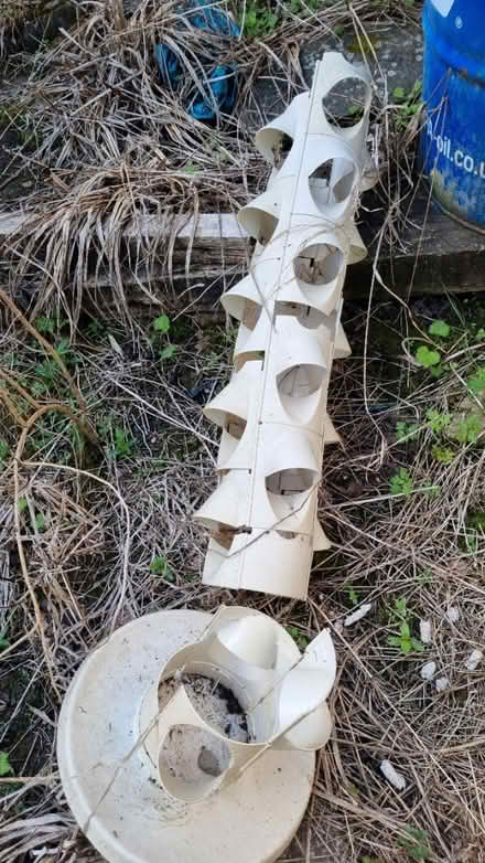 Photo of free Pots,/tall planter/ raised bed kits (Dorking RH4) #2