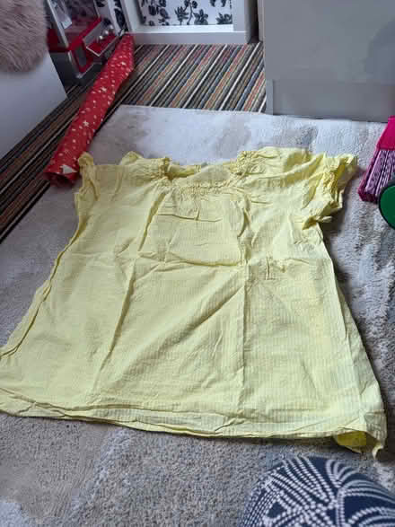 Photo of free 10 -13 year old clothes (Plaistow E13) #3