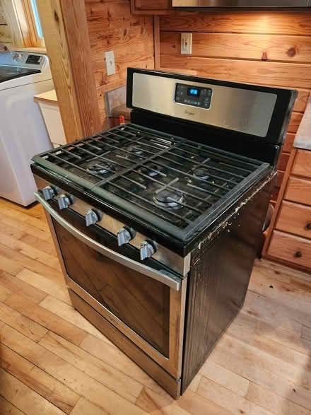 Photo of free Gas Range & Dishwasher (Eli Whitney area) #1
