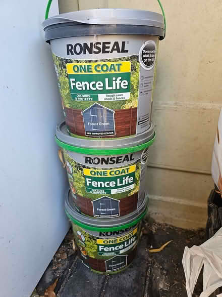 Photo of free Garden paint (Upper Craigie PH2) #1