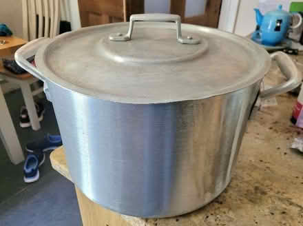Photo of free Large stockpot (Thatcham RG19) #1
