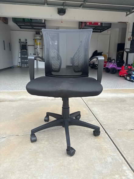 Photo of free Office Chair (Pacific Hills) #4