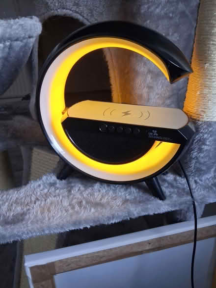 Photo of free Wireless charger (Garforth LS25) #1