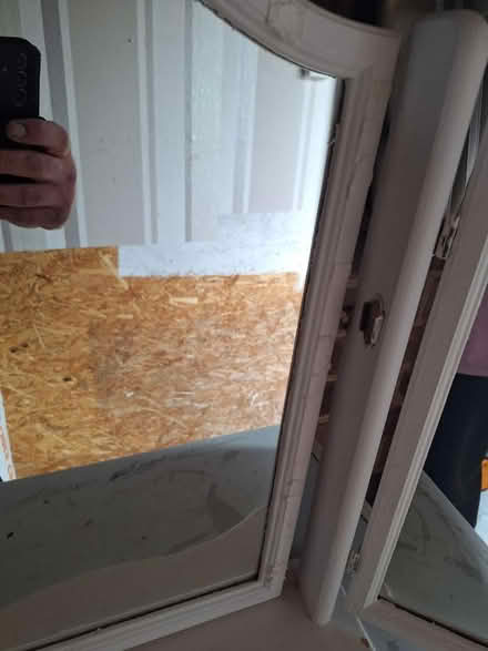 Photo of free Dressing table mirror (S21) #3