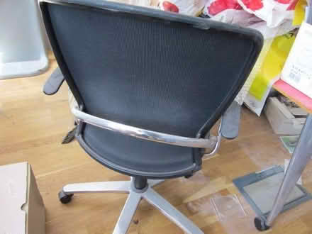Photo of free Office desk chair wheels leather + mesh, comfortable (Canonbury N1) #2