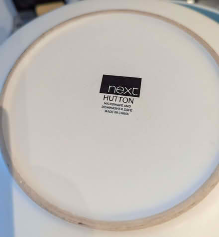 Photo of free 6 Dinner plates and 6 side plates (Buckshaw Village PR7) #1