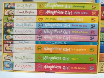 Photo of free Bundle of books ~9-12 year old (Raynes Park SW20) #2