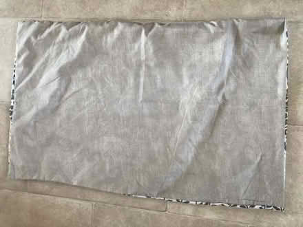 Photo of free Duvet cover, 2 x pillow cases and fitted bottom sheet. (Pooley Green TW20) #2