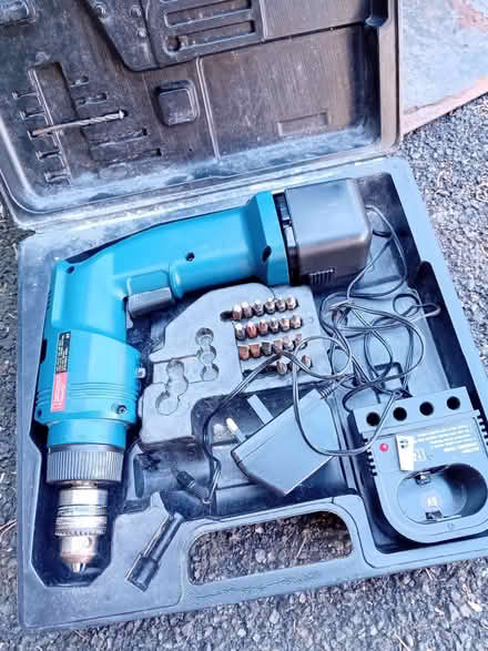Photo of free Richmond cordless drill (working?) (Tavistock Avenue ST16) #1